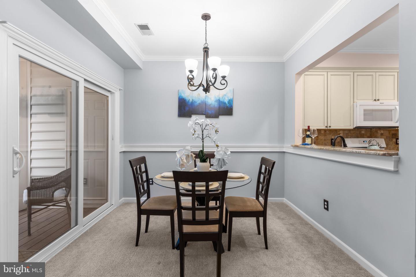 4669 LAWTON WAY #104, ALEXANDRIA, Virginia 22311, 2 Bedrooms Bedrooms, ,2 BathroomsBathrooms,Residential,For sale,4669 LAWTON WAY #104,VAAX2045564 MLS # VAAX2045564