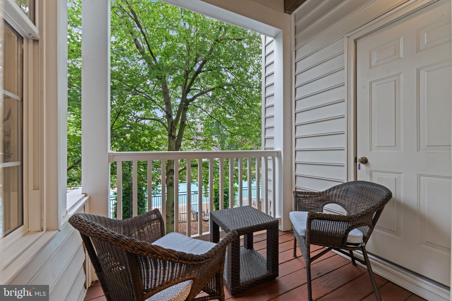 4669 LAWTON WAY #104, ALEXANDRIA, Virginia 22311, 2 Bedrooms Bedrooms, ,2 BathroomsBathrooms,Residential,For sale,4669 LAWTON WAY #104,VAAX2045564 MLS # VAAX2045564