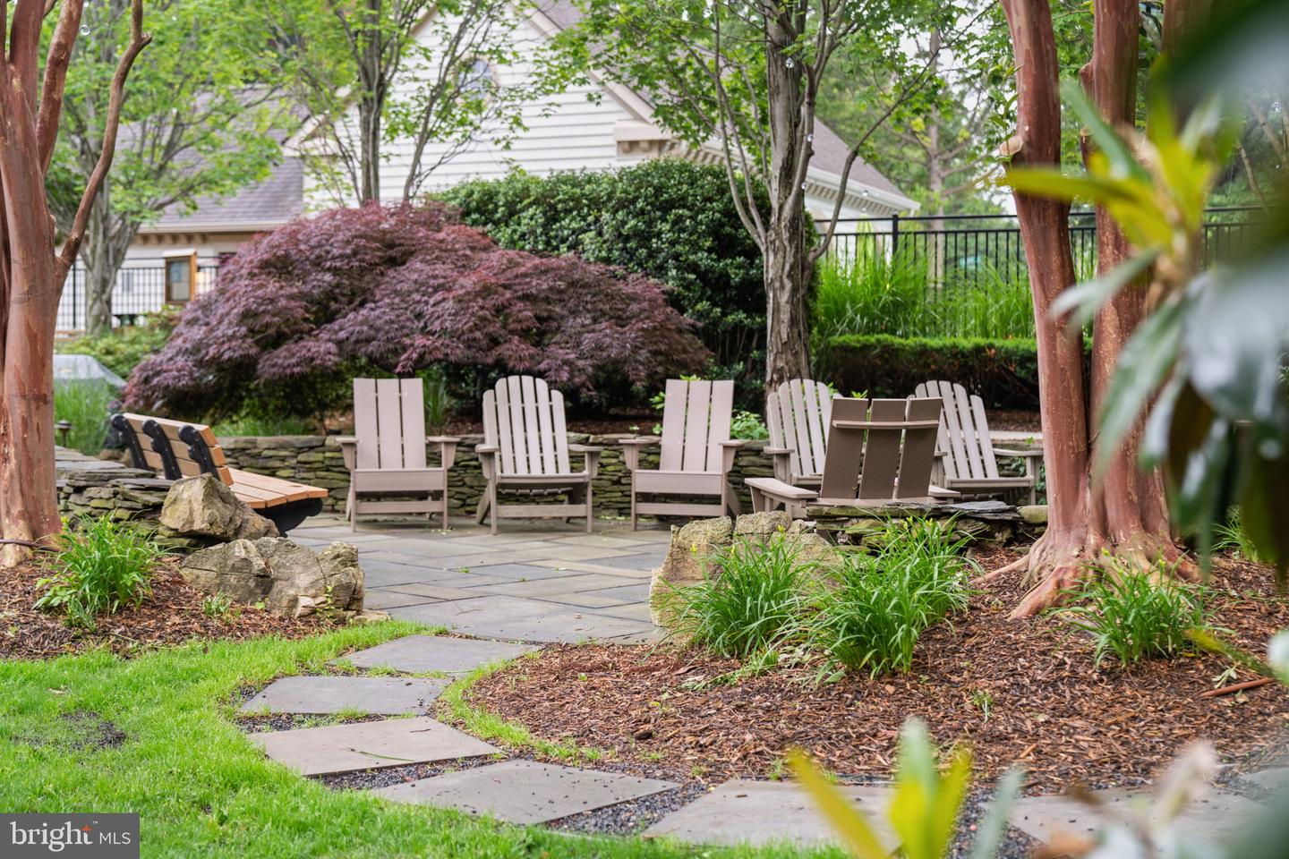 4669 LAWTON WAY #104, ALEXANDRIA, Virginia 22311, 2 Bedrooms Bedrooms, ,2 BathroomsBathrooms,Residential,For sale,4669 LAWTON WAY #104,VAAX2045564 MLS # VAAX2045564
