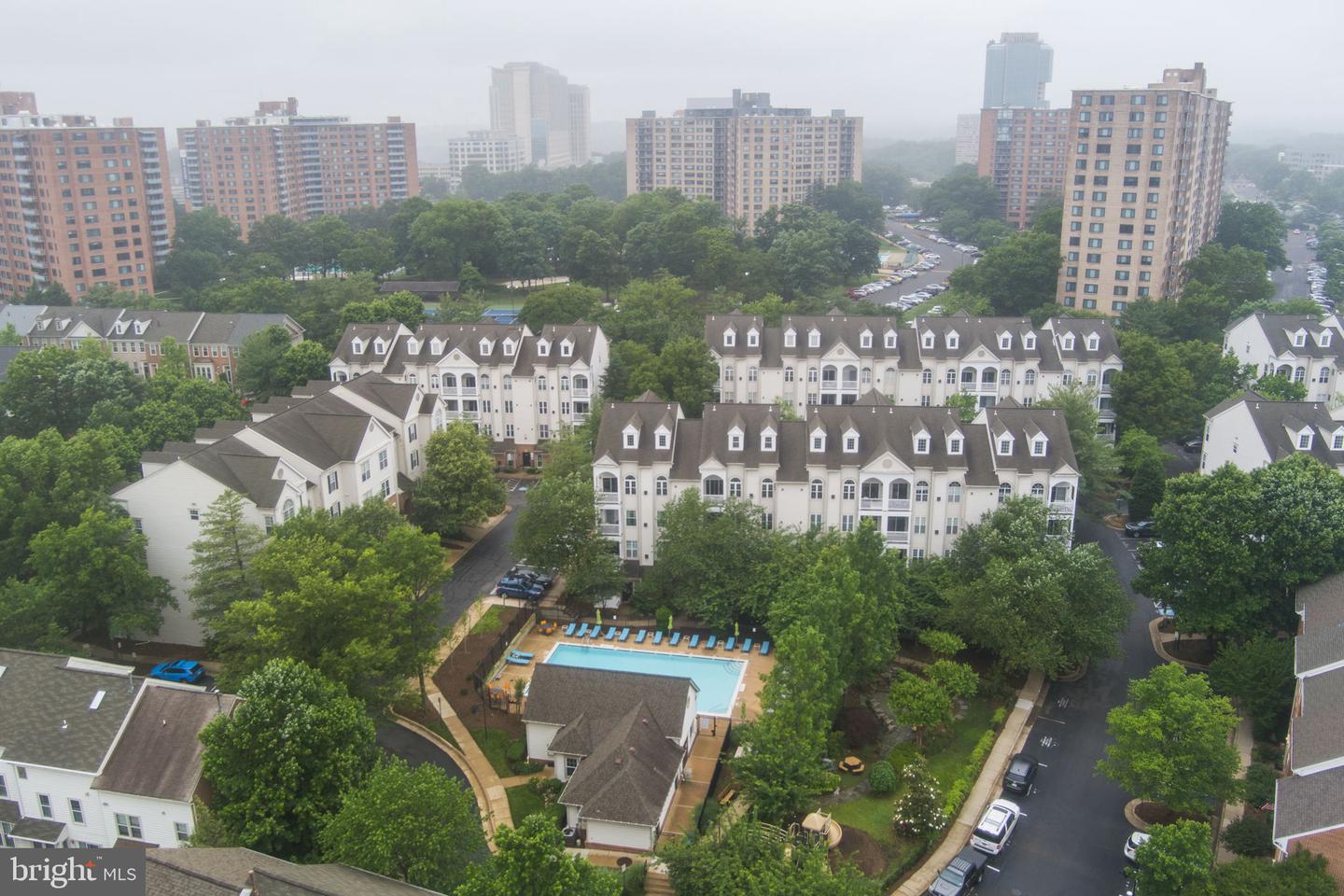 4669 LAWTON WAY #104, ALEXANDRIA, Virginia 22311, 2 Bedrooms Bedrooms, ,2 BathroomsBathrooms,Residential,For sale,4669 LAWTON WAY #104,VAAX2045564 MLS # VAAX2045564