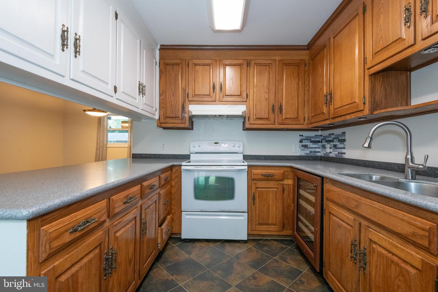 22 MEADOW CREEK DR, NEWPORT NEWS, Virginia 23608, 3 Bedrooms Bedrooms, ,2 BathroomsBathrooms,Residential,For sale,22 MEADOW CREEK DR,VANN2000100 MLS # VANN2000100