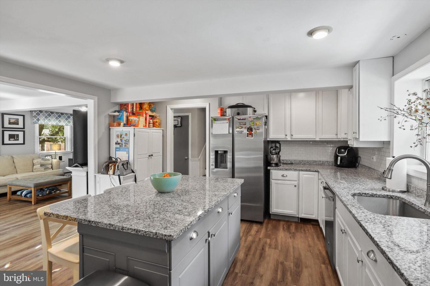 10317 BEAUMONT ST, FAIRFAX, Virginia 22030, 3 Bedrooms Bedrooms, ,2 BathroomsBathrooms,Residential,For sale,10317 BEAUMONT ST,VAFC2006350 MLS # VAFC2006350