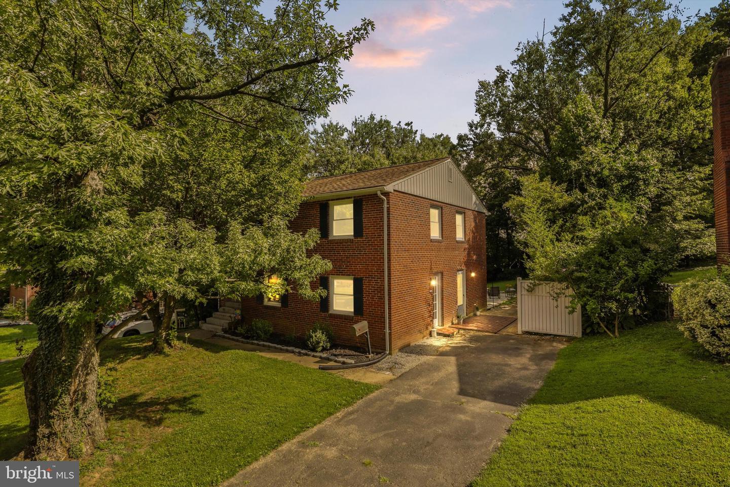 10317 BEAUMONT ST, FAIRFAX, Virginia 22030, 3 Bedrooms Bedrooms, ,2 BathroomsBathrooms,Residential,For sale,10317 BEAUMONT ST,VAFC2006350 MLS # VAFC2006350