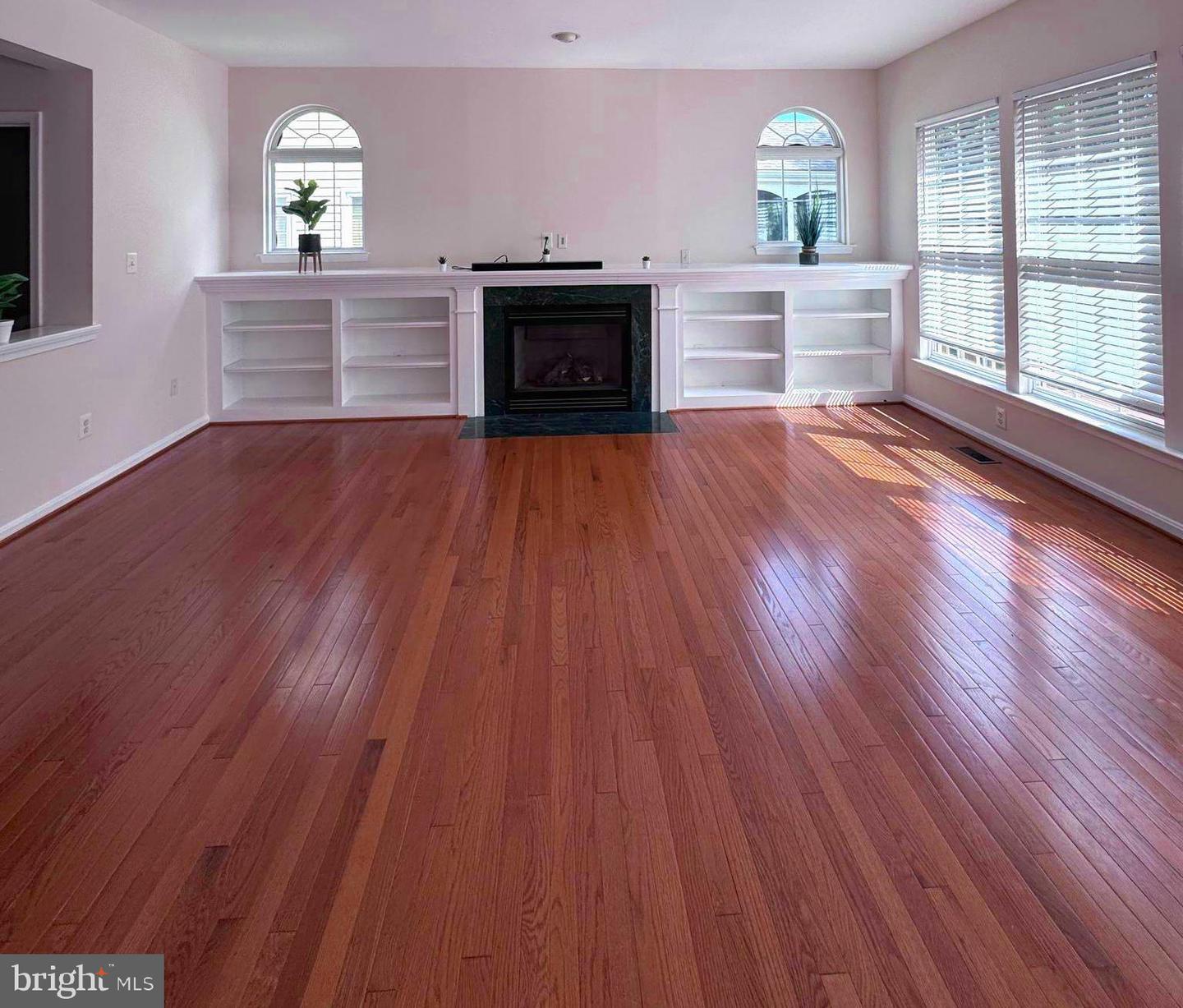 43103 LAKE RIDGE PL, LEESBURG, Virginia 20176, 4 Bedrooms Bedrooms, ,3 BathroomsBathrooms,Residential,For sale,43103 LAKE RIDGE PL,VALO2097402 MLS # VALO2097402