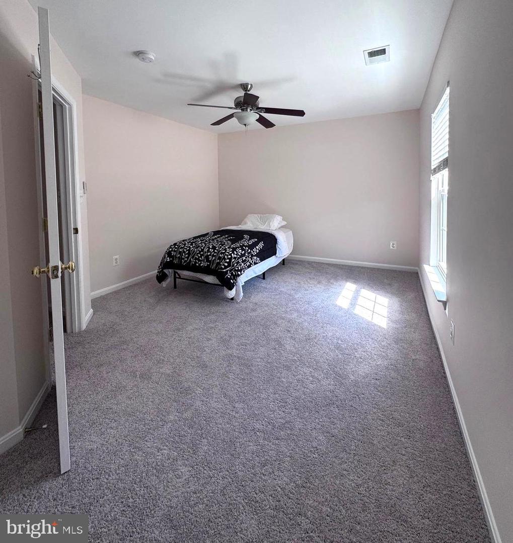 43103 LAKE RIDGE PL, LEESBURG, Virginia 20176, 4 Bedrooms Bedrooms, ,3 BathroomsBathrooms,Residential,For sale,43103 LAKE RIDGE PL,VALO2097402 MLS # VALO2097402