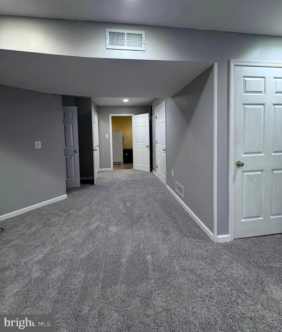 43103 LAKE RIDGE PL, LEESBURG, Virginia 20176, 4 Bedrooms Bedrooms, ,3 BathroomsBathrooms,Residential,For sale,43103 LAKE RIDGE PL,VALO2097402 MLS # VALO2097402