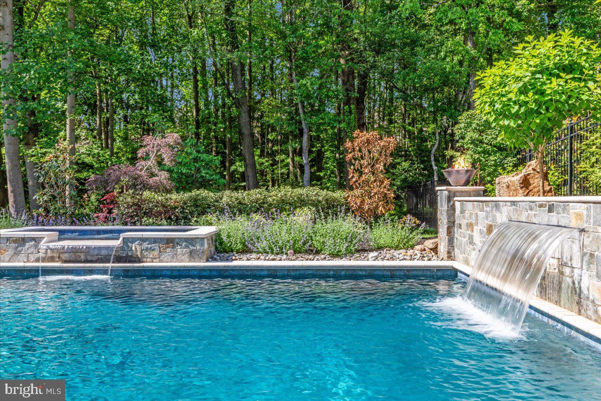 3863 GANELL PL, FAIRFAX, Virginia 22033, 6 Bedrooms Bedrooms, ,6 BathroomsBathrooms,Residential,For sale,3863 GANELL PL,VAFX2242310 MLS # VAFX2242310