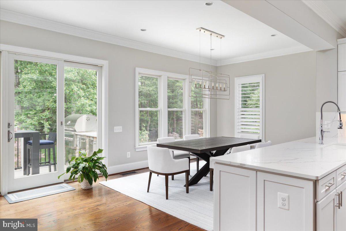 3863 GANELL PL, FAIRFAX, Virginia 22033, 6 Bedrooms Bedrooms, ,6 BathroomsBathrooms,Residential,For sale,3863 GANELL PL,VAFX2242310 MLS # VAFX2242310