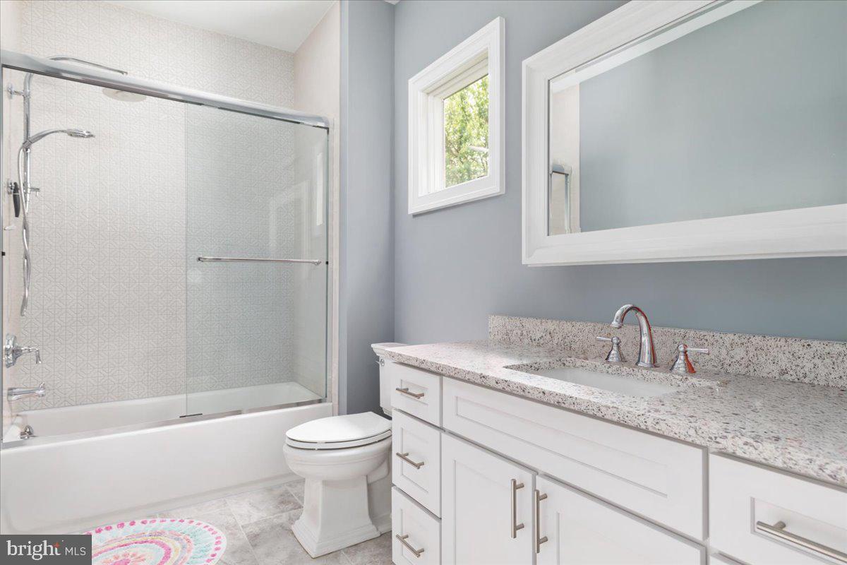 3863 GANELL PL, FAIRFAX, Virginia 22033, 6 Bedrooms Bedrooms, ,6 BathroomsBathrooms,Residential,For sale,3863 GANELL PL,VAFX2242310 MLS # VAFX2242310