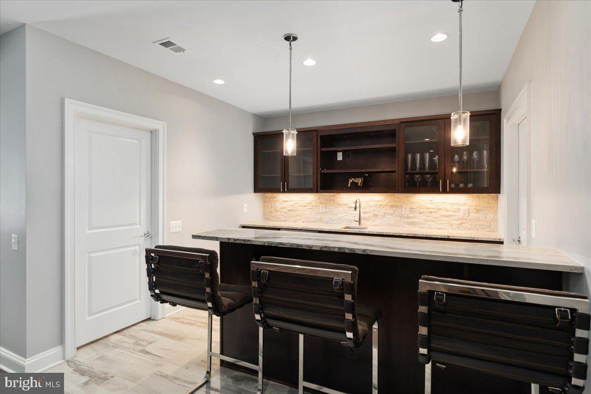 3863 GANELL PL, FAIRFAX, Virginia 22033, 6 Bedrooms Bedrooms, ,6 BathroomsBathrooms,Residential,For sale,3863 GANELL PL,VAFX2242310 MLS # VAFX2242310