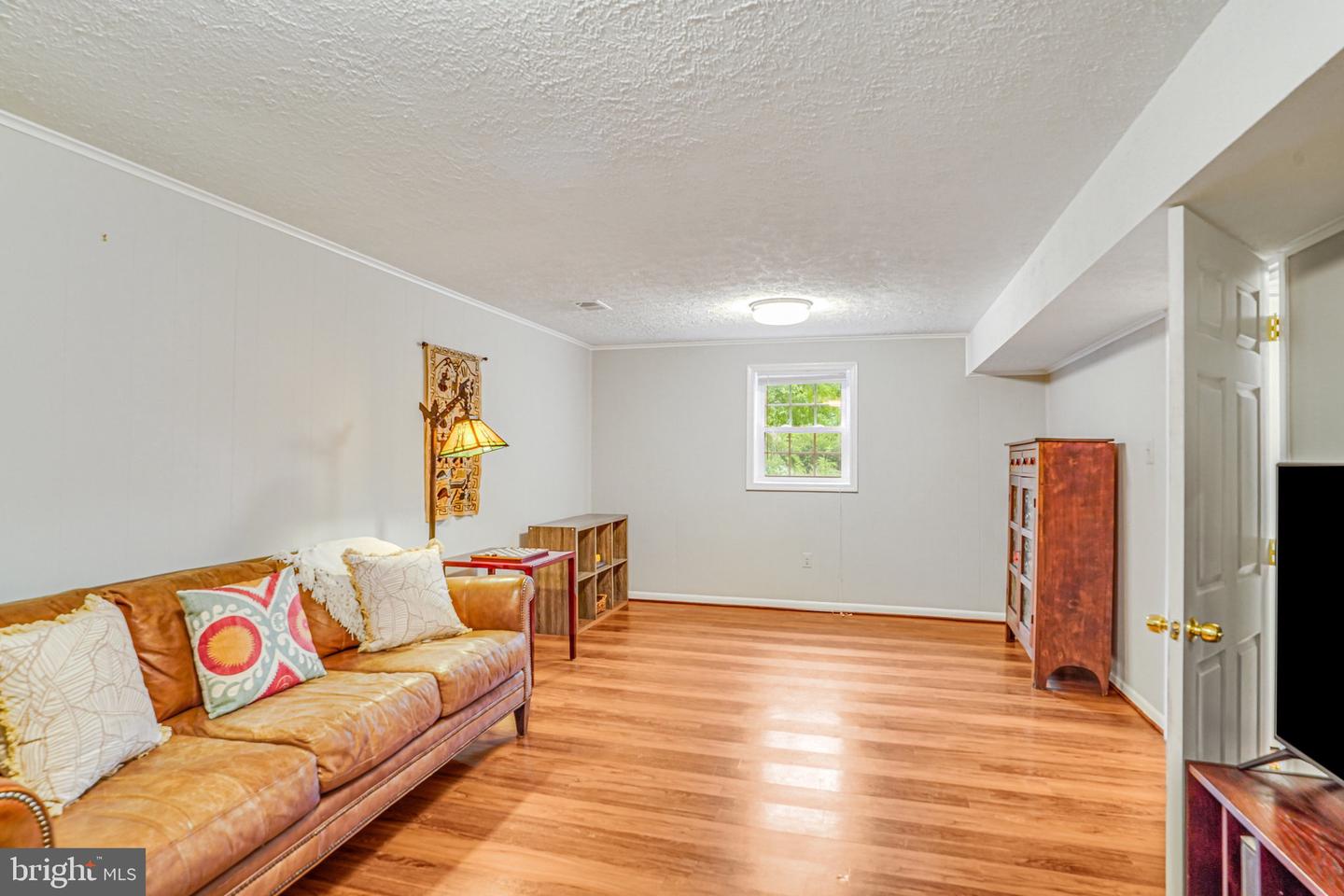 5500 KENDRICK LN, BURKE, Virginia 22015, 3 Bedrooms Bedrooms, ,3 BathroomsBathrooms,Residential,For sale,5500 KENDRICK LN,VAFX2242330 MLS # VAFX2242330
