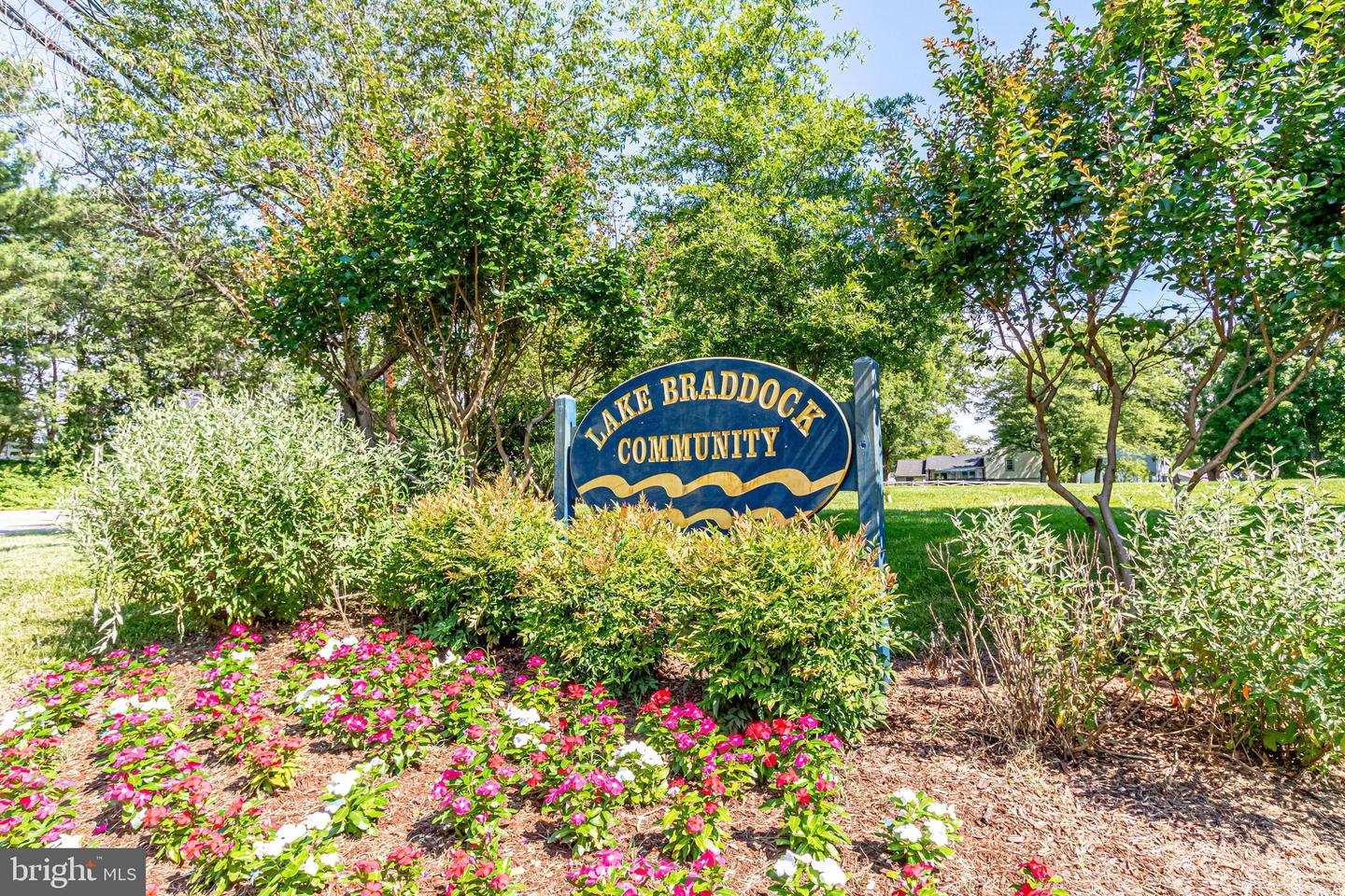 5500 KENDRICK LN, BURKE, Virginia 22015, 3 Bedrooms Bedrooms, ,3 BathroomsBathrooms,Residential,For sale,5500 KENDRICK LN,VAFX2242330 MLS # VAFX2242330