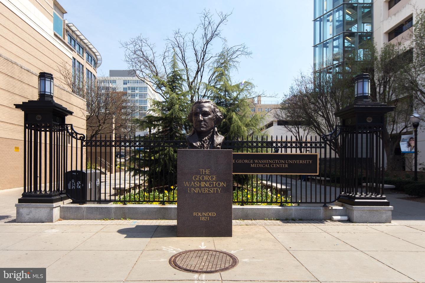 950 25TH ST NW #301N, WASHINGTON, District Of Columbia 20037, ,1 BathroomBathrooms,Residential,For sale,950 25TH ST NW #301N,DCDC2201852 MLS # DCDC2201852