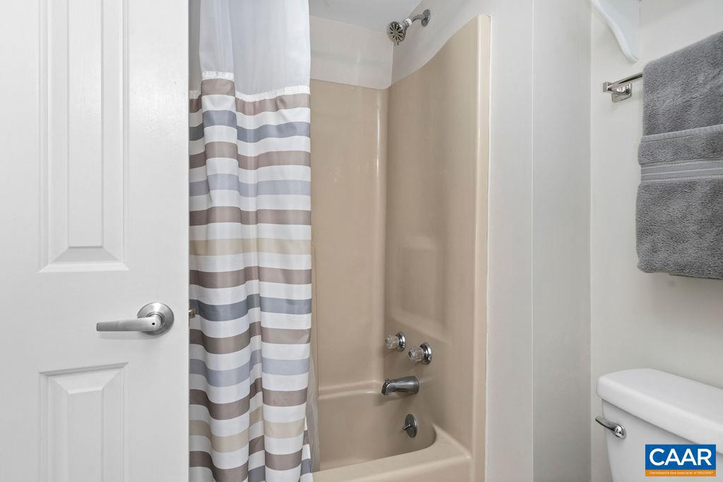 2070 STONE RIDGE CONDOS, WINTERGREEN, Virginia 22967, 3 Bedrooms Bedrooms, ,3 BathroomsBathrooms,Residential,For sale,2070 STONE RIDGE CONDOS,664823 MLS # 664823