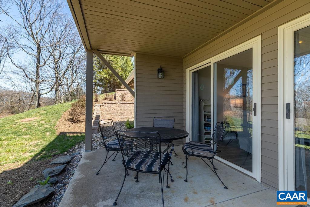 2070 STONE RIDGE CONDOS, WINTERGREEN, Virginia 22967, 3 Bedrooms Bedrooms, ,3 BathroomsBathrooms,Residential,For sale,2070 STONE RIDGE CONDOS,664823 MLS # 664823