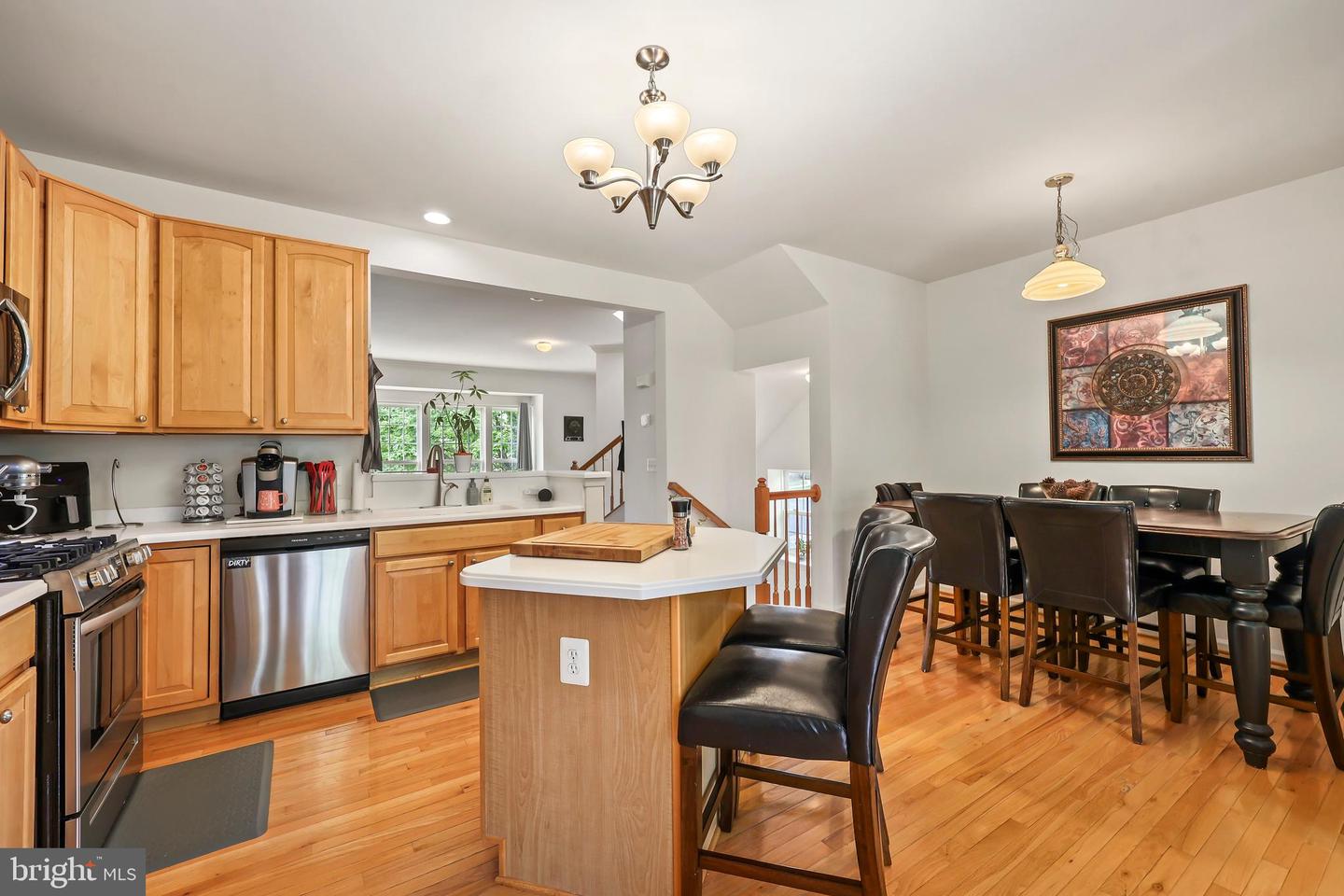 1422 BIRD WATCH CT, WOODBRIDGE, Virginia 22191, 3 Bedrooms Bedrooms, ,2 BathroomsBathrooms,Residential,For sale,1422 BIRD WATCH CT,VAPW2095304 MLS # VAPW2095304