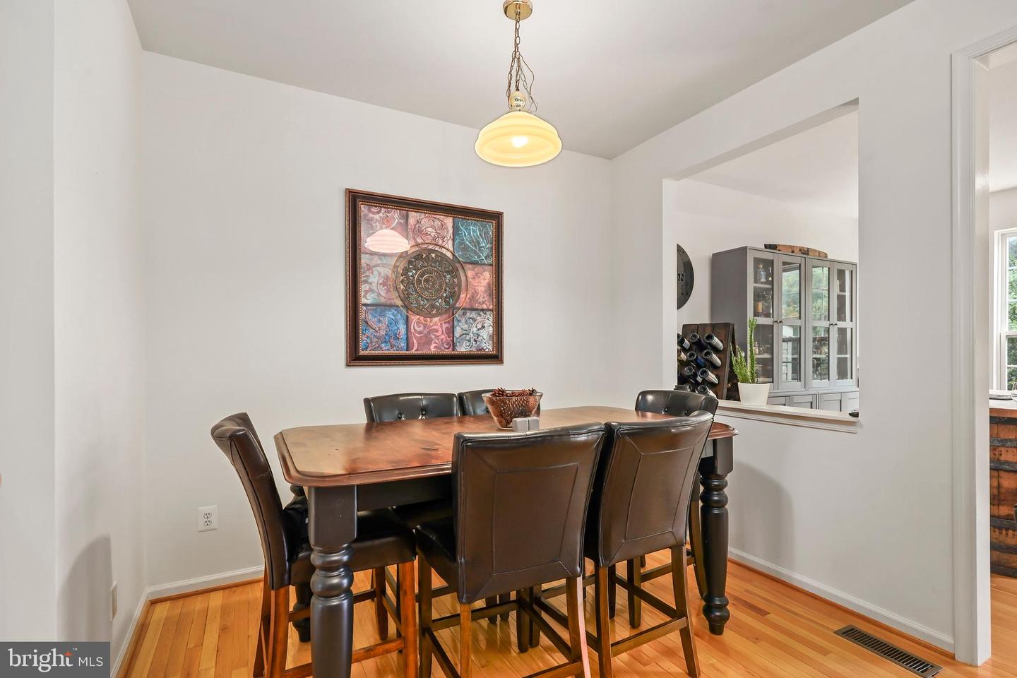 1422 BIRD WATCH CT, WOODBRIDGE, Virginia 22191, 3 Bedrooms Bedrooms, ,2 BathroomsBathrooms,Residential,For sale,1422 BIRD WATCH CT,VAPW2095304 MLS # VAPW2095304