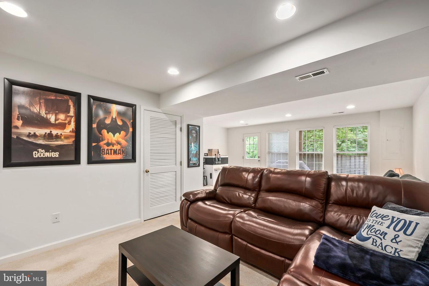 1422 BIRD WATCH CT, WOODBRIDGE, Virginia 22191, 3 Bedrooms Bedrooms, ,2 BathroomsBathrooms,Residential,For sale,1422 BIRD WATCH CT,VAPW2095304 MLS # VAPW2095304