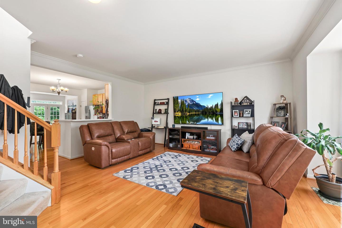 1422 BIRD WATCH CT, WOODBRIDGE, Virginia 22191, 3 Bedrooms Bedrooms, ,2 BathroomsBathrooms,Residential,For sale,1422 BIRD WATCH CT,VAPW2095304 MLS # VAPW2095304