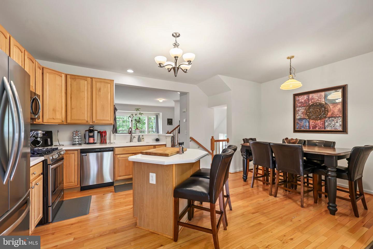 1422 BIRD WATCH CT, WOODBRIDGE, Virginia 22191, 3 Bedrooms Bedrooms, ,2 BathroomsBathrooms,Residential,For sale,1422 BIRD WATCH CT,VAPW2095304 MLS # VAPW2095304