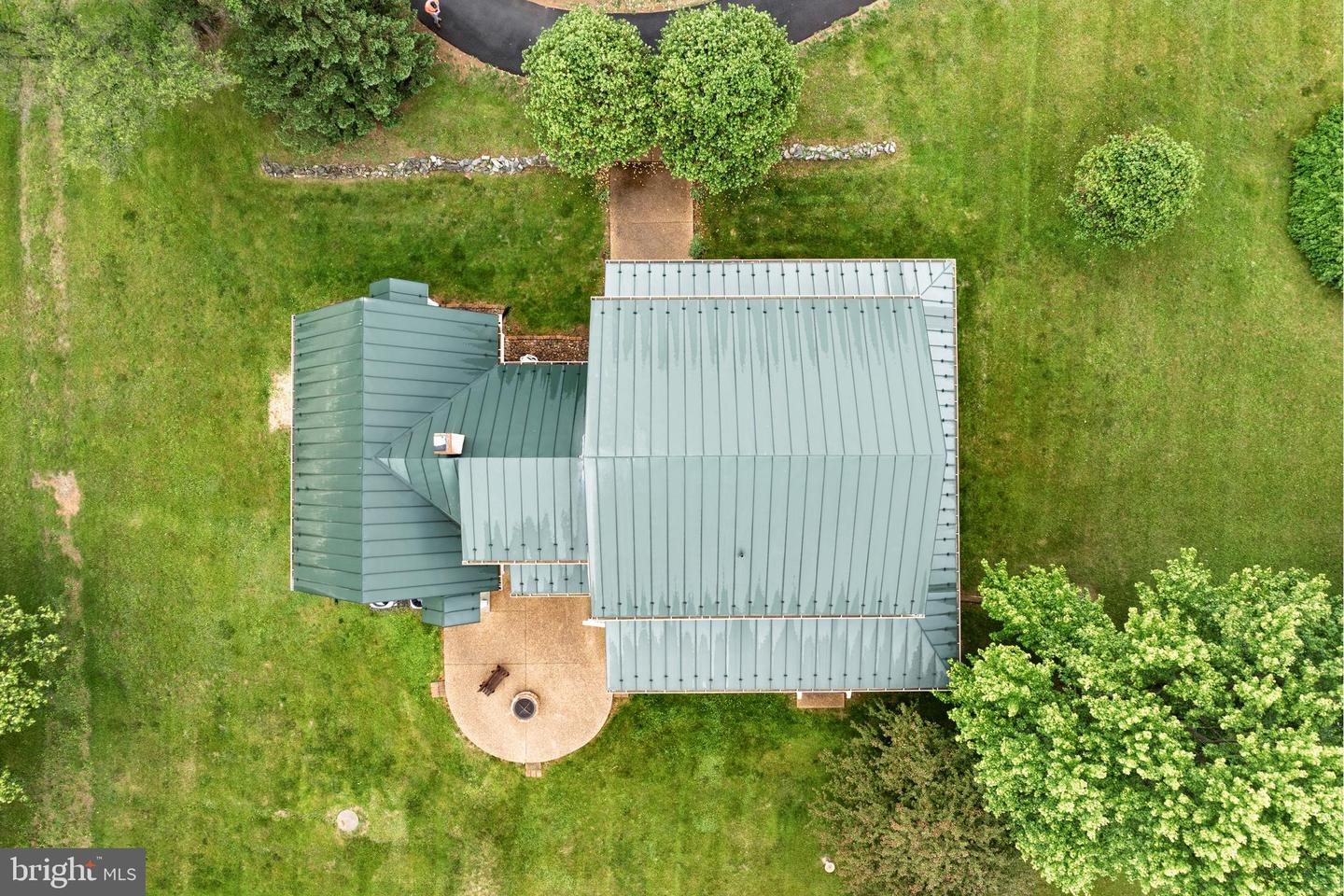 739 PIERCE RD, BERRYVILLE, Virginia 22611, 5 Bedrooms Bedrooms, ,3 BathroomsBathrooms,Residential,For sale,739 PIERCE RD,VACL2003768 MLS # VACL2003768