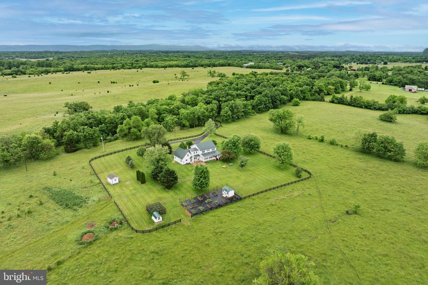 739 PIERCE RD, BERRYVILLE, Virginia 22611, 5 Bedrooms Bedrooms, ,3 BathroomsBathrooms,Residential,For sale,739 PIERCE RD,VACL2003768 MLS # VACL2003768