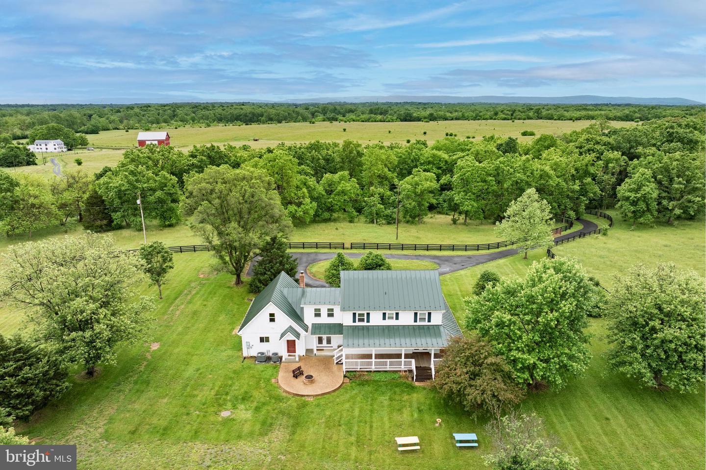 739 PIERCE RD, BERRYVILLE, Virginia 22611, 5 Bedrooms Bedrooms, ,3 BathroomsBathrooms,Residential,For sale,739 PIERCE RD,VACL2003768 MLS # VACL2003768