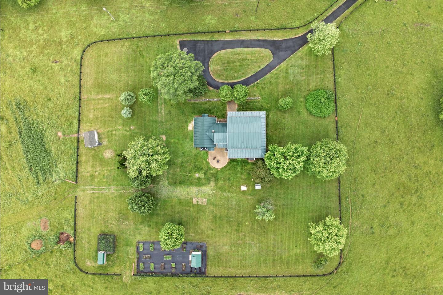739 PIERCE RD, BERRYVILLE, Virginia 22611, 5 Bedrooms Bedrooms, ,3 BathroomsBathrooms,Residential,For sale,739 PIERCE RD,VACL2003768 MLS # VACL2003768