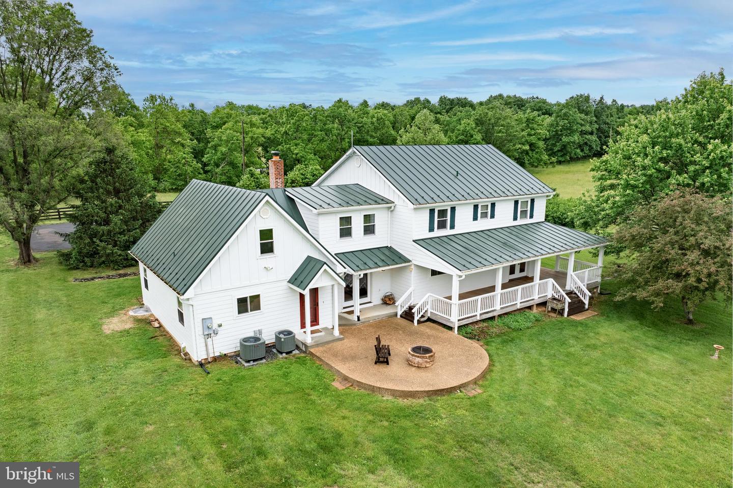 739 PIERCE RD, BERRYVILLE, Virginia 22611, 5 Bedrooms Bedrooms, ,3 BathroomsBathrooms,Residential,For sale,739 PIERCE RD,VACL2003768 MLS # VACL2003768
