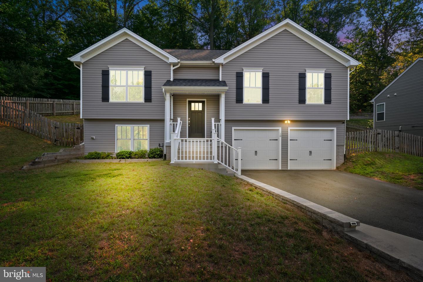 10 HOWARD CIR, FREDERICKSBURG, Virginia 22405, 4 Bedrooms Bedrooms, ,3 BathroomsBathrooms,Residential,For sale,10 HOWARD CIR,VAST2039088 MLS # VAST2039088
