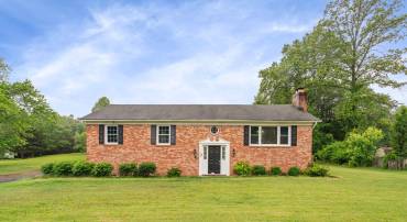 1585 MOUNTAIN VIEW RD, STAFFORD, Virginia 22554, 3 Bedrooms Bedrooms, ,3 BathroomsBathrooms,Residential,For sale,1585 MOUNTAIN VIEW RD,VAST2039098 MLS # VAST2039098