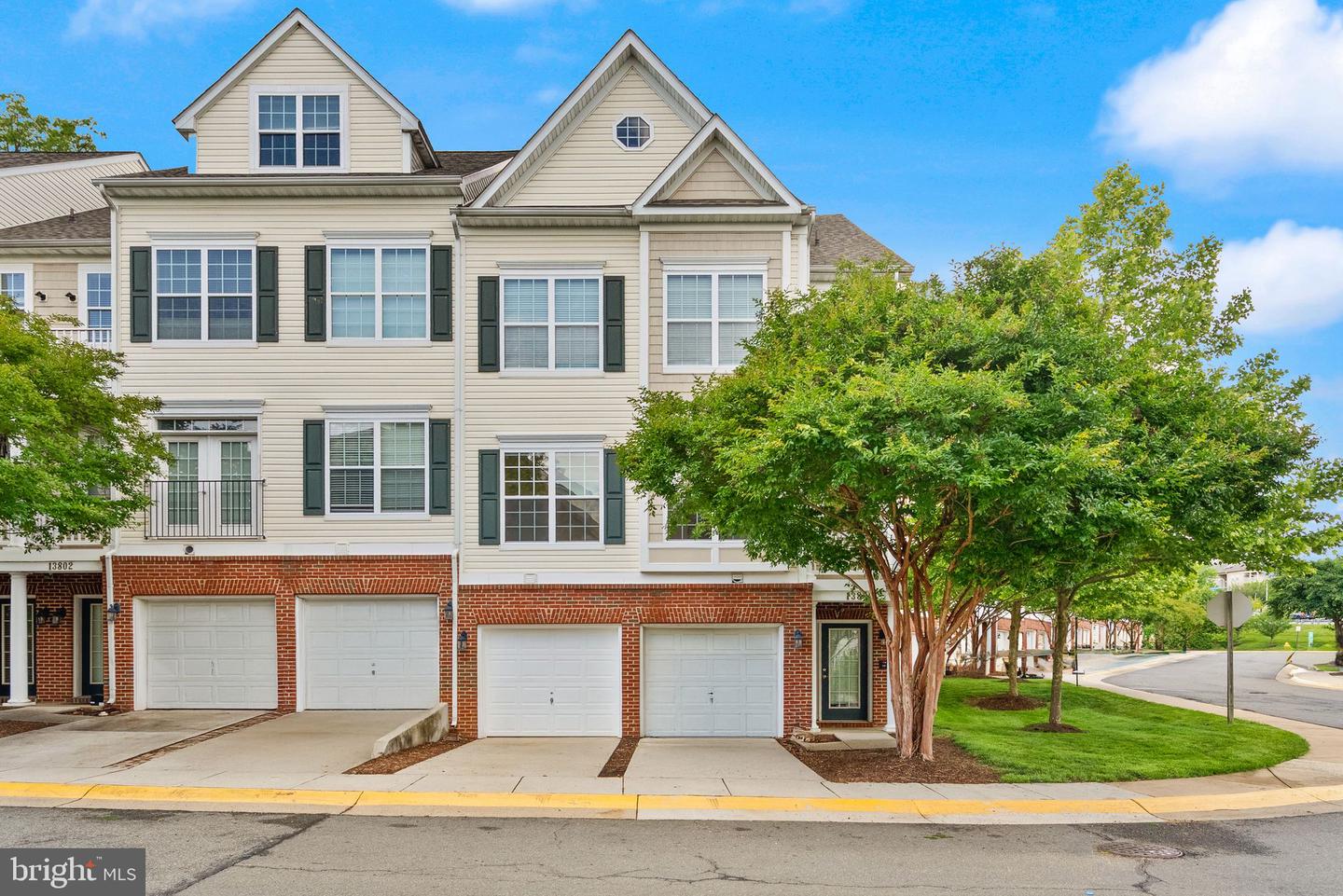 13800 BREEZY RIDGE WAY #101, WOODBRIDGE, Virginia 22191, 3 Bedrooms Bedrooms, ,2 BathroomsBathrooms,Residential,For sale,13800 BREEZY RIDGE WAY #101,VAPW2095276 MLS # VAPW2095276