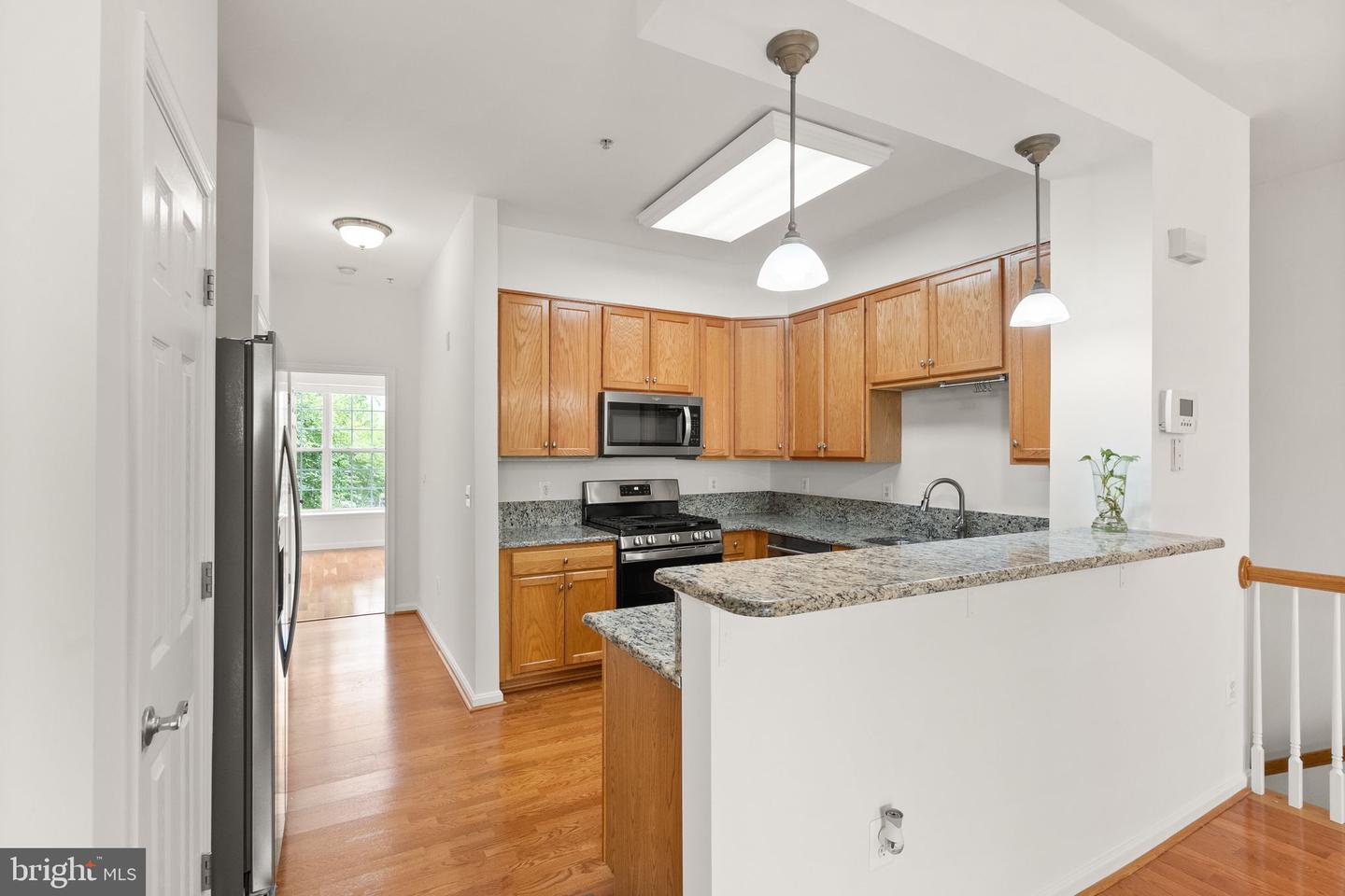 13800 BREEZY RIDGE WAY #101, WOODBRIDGE, Virginia 22191, 3 Bedrooms Bedrooms, ,2 BathroomsBathrooms,Residential,For sale,13800 BREEZY RIDGE WAY #101,VAPW2095276 MLS # VAPW2095276