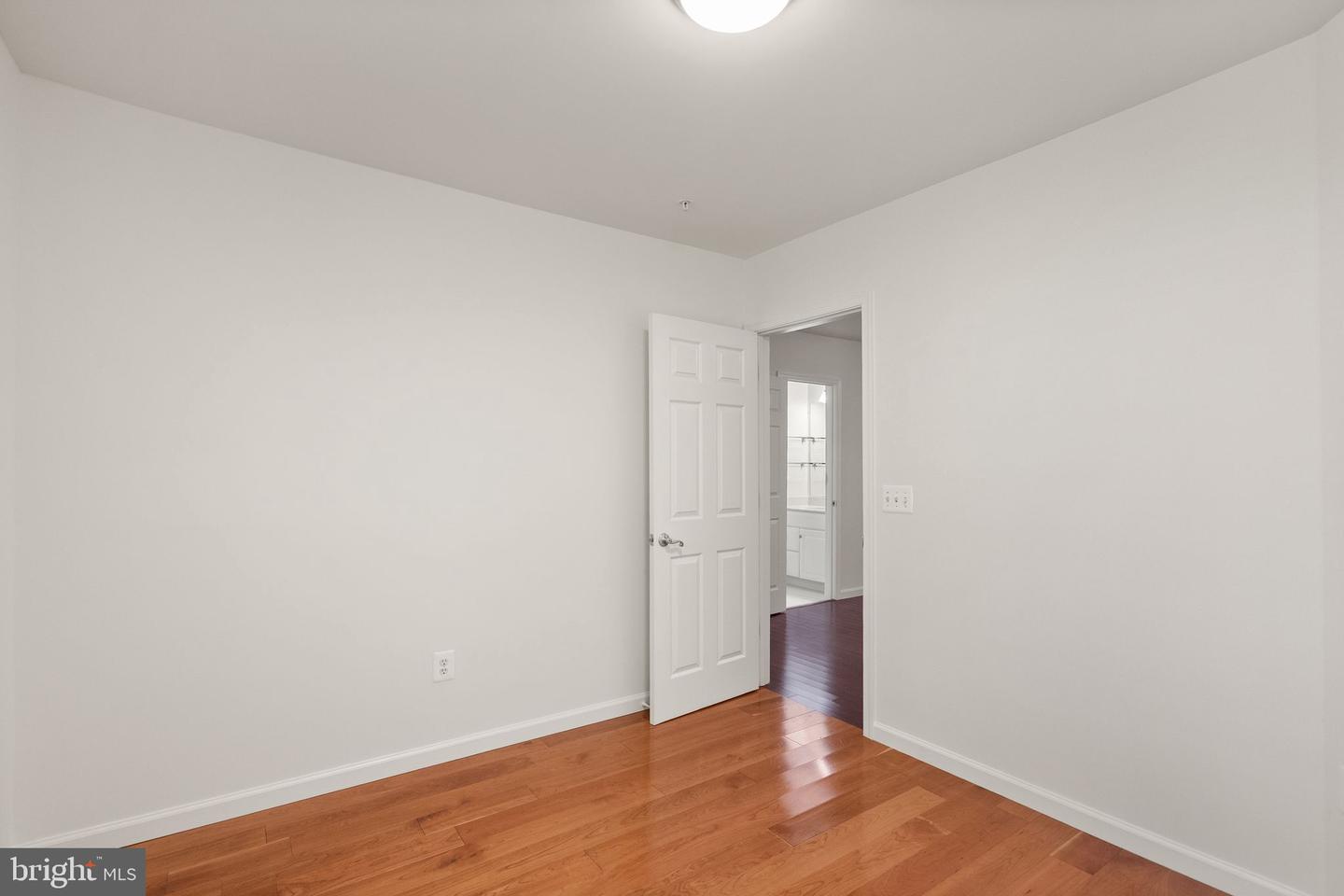 13800 BREEZY RIDGE WAY #101, WOODBRIDGE, Virginia 22191, 3 Bedrooms Bedrooms, ,2 BathroomsBathrooms,Residential,For sale,13800 BREEZY RIDGE WAY #101,VAPW2095276 MLS # VAPW2095276