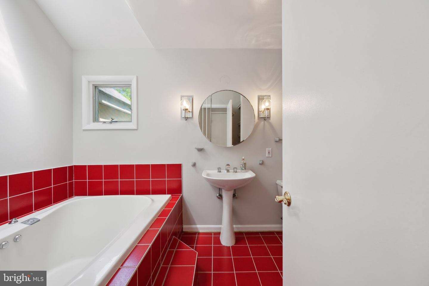 3538 YUMA ST NW, WASHINGTON, District Of Columbia 20008, 4 Bedrooms Bedrooms, ,4 BathroomsBathrooms,Residential,For sale,3538 YUMA ST NW,DCDC2201932 MLS # DCDC2201932