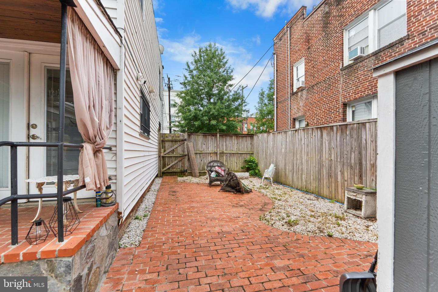 1420 V ST SE, WASHINGTON, District Of Columbia 20020, 2 Bedrooms Bedrooms, ,1 BathroomBathrooms,Residential,For sale,1420 V ST SE,DCDC2201934 MLS # DCDC2201934