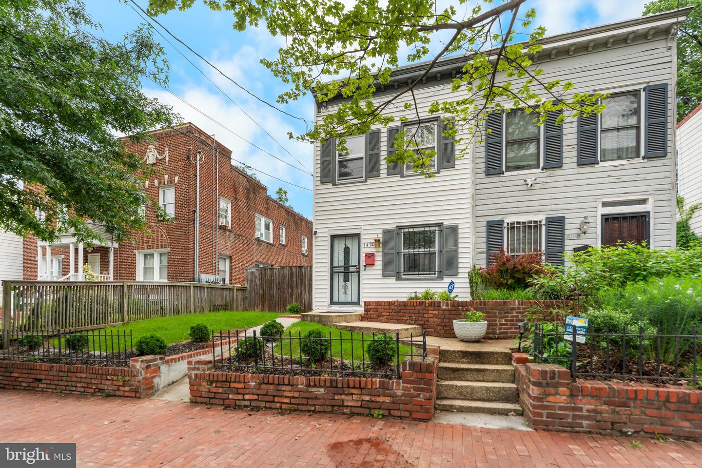 1420 V ST SE, WASHINGTON, District Of Columbia 20020, 2 Bedrooms Bedrooms, ,1 BathroomBathrooms,Residential,For sale,1420 V ST SE,DCDC2201934 MLS # DCDC2201934