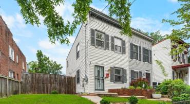 1420 V ST SE, WASHINGTON, District Of Columbia 20020, 2 Bedrooms Bedrooms, ,1 BathroomBathrooms,Residential,For sale,1420 V ST SE,DCDC2201934 MLS # DCDC2201934