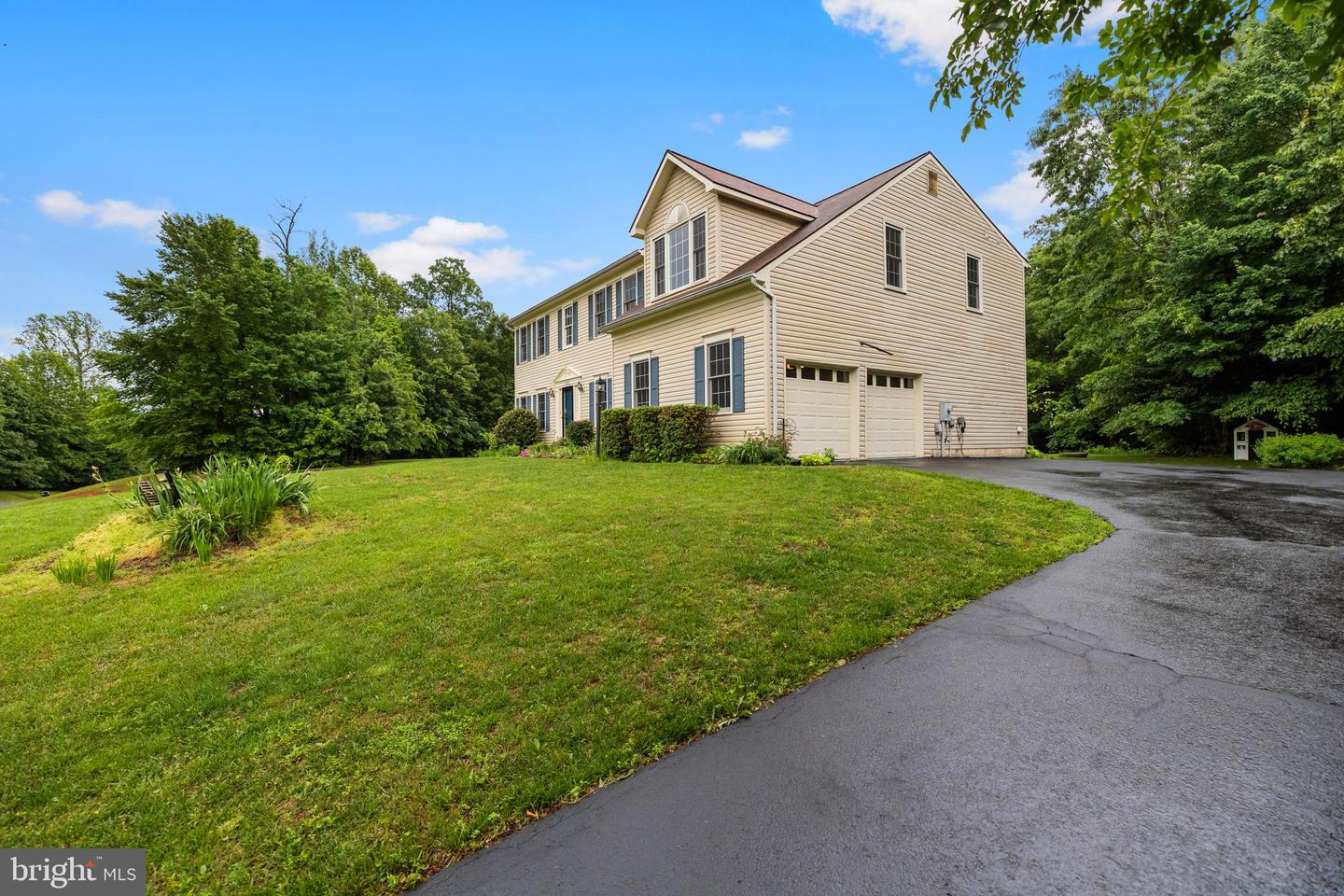 12353 SILENT WOLF DR, MANASSAS, Virginia 20112, 4 Bedrooms Bedrooms, ,2 BathroomsBathrooms,Residential,For sale,12353 SILENT WOLF DR,VAPW2095286 MLS # VAPW2095286