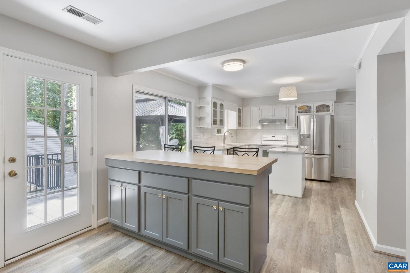 2018 HEATHER GLEN RD, CHARLOTTESVILLE, Virginia 22911, 4 Bedrooms Bedrooms, ,2 BathroomsBathrooms,Residential,For sale,2018 HEATHER GLEN RD,664843 MLS # 664843