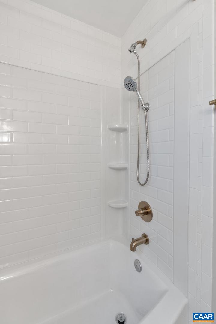 2018 HEATHER GLEN RD, CHARLOTTESVILLE, Virginia 22911, 4 Bedrooms Bedrooms, ,2 BathroomsBathrooms,Residential,For sale,2018 HEATHER GLEN RD,664843 MLS # 664843