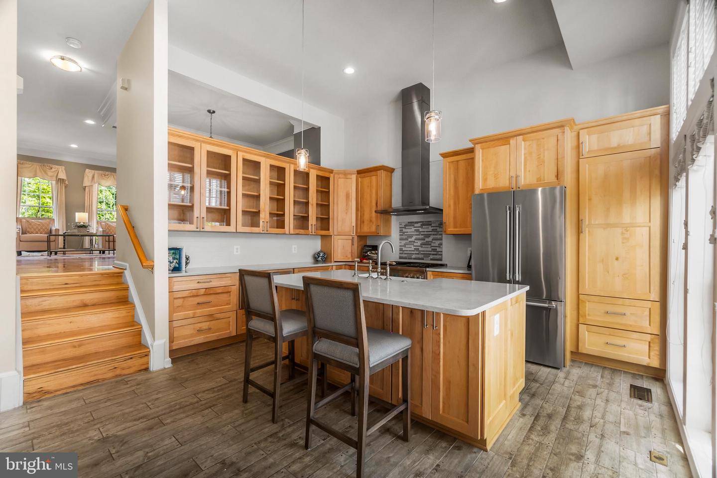 6249 AUBURN LEAF LN, ALEXANDRIA, Virginia 22312, 3 Bedrooms Bedrooms, ,2 BathroomsBathrooms,Residential,For sale,6249 AUBURN LEAF LN,VAFX2242750 MLS # VAFX2242750