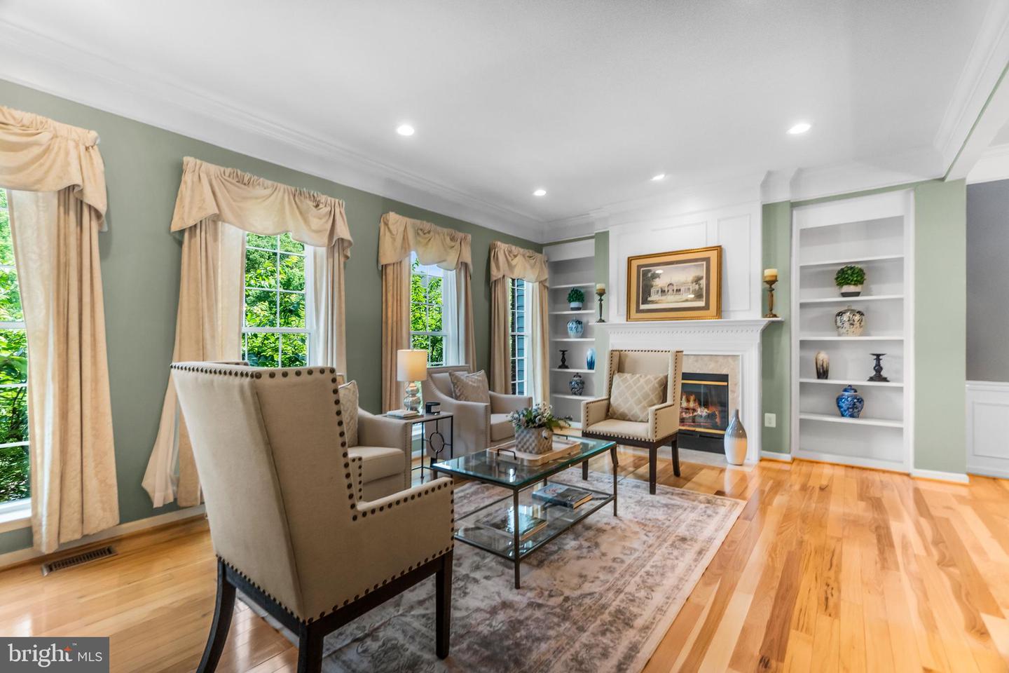 6249 AUBURN LEAF LN, ALEXANDRIA, Virginia 22312, 3 Bedrooms Bedrooms, ,2 BathroomsBathrooms,Residential,For sale,6249 AUBURN LEAF LN,VAFX2242750 MLS # VAFX2242750