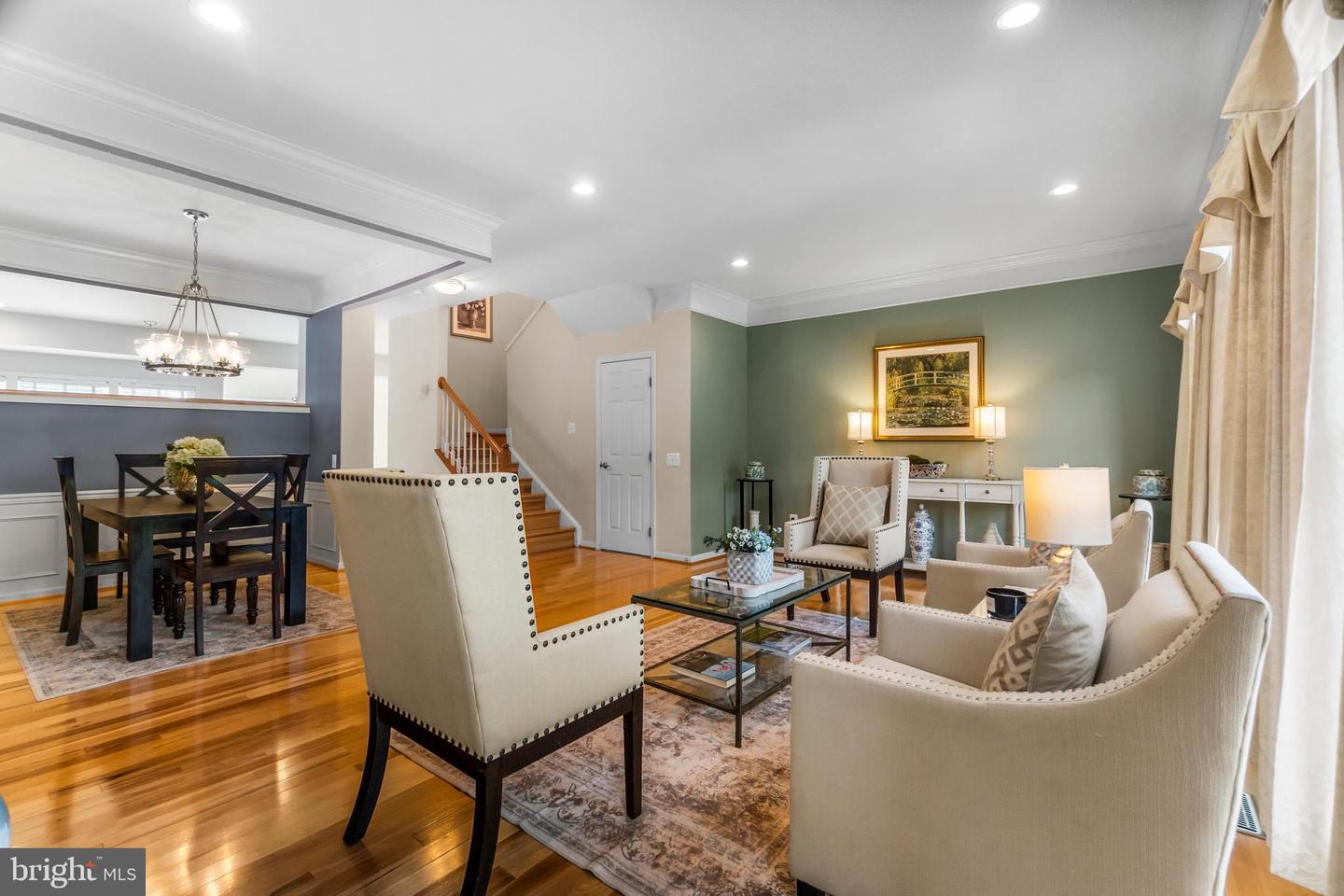 6249 AUBURN LEAF LN, ALEXANDRIA, Virginia 22312, 3 Bedrooms Bedrooms, ,2 BathroomsBathrooms,Residential,For sale,6249 AUBURN LEAF LN,VAFX2242750 MLS # VAFX2242750