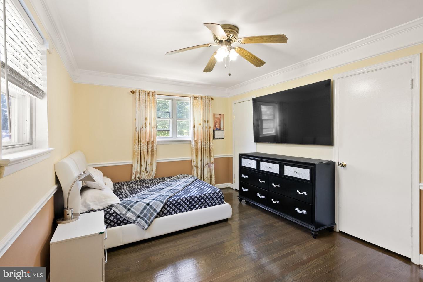 7434 DICKENSON ST, SPRINGFIELD, Virginia 22150, 4 Bedrooms Bedrooms, ,2 BathroomsBathrooms,Residential,For sale,7434 DICKENSON ST,VAFX2242598 MLS # VAFX2242598