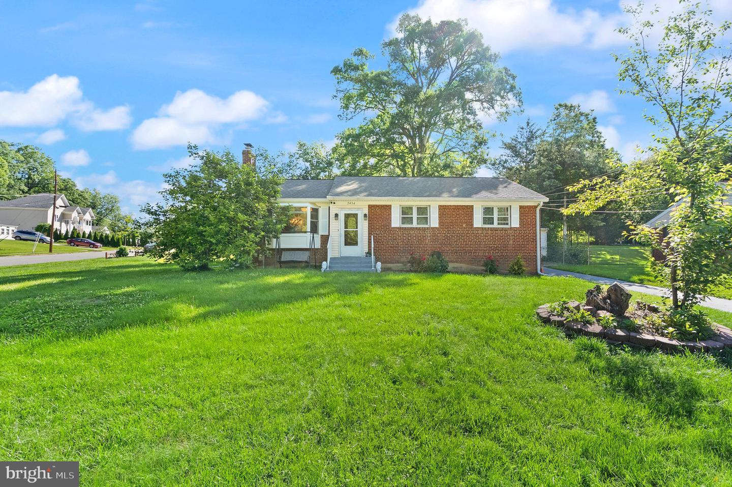 7434 DICKENSON ST, SPRINGFIELD, Virginia 22150, 4 Bedrooms Bedrooms, ,2 BathroomsBathrooms,Residential,For sale,7434 DICKENSON ST,VAFX2242598 MLS # VAFX2242598