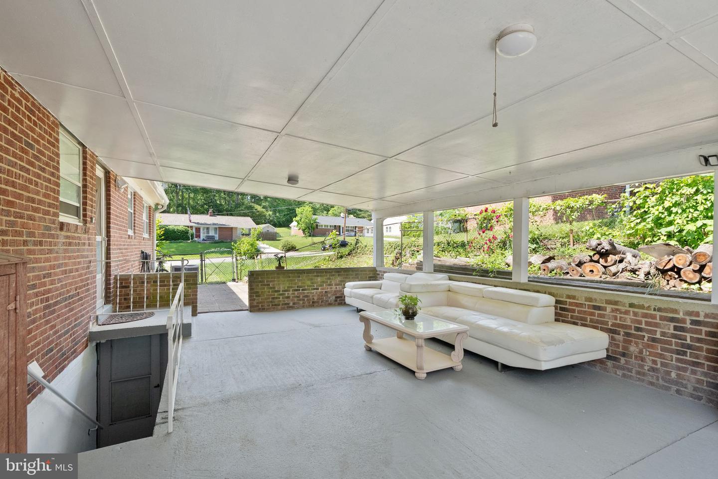 7434 DICKENSON ST, SPRINGFIELD, Virginia 22150, 4 Bedrooms Bedrooms, ,2 BathroomsBathrooms,Residential,For sale,7434 DICKENSON ST,VAFX2242598 MLS # VAFX2242598