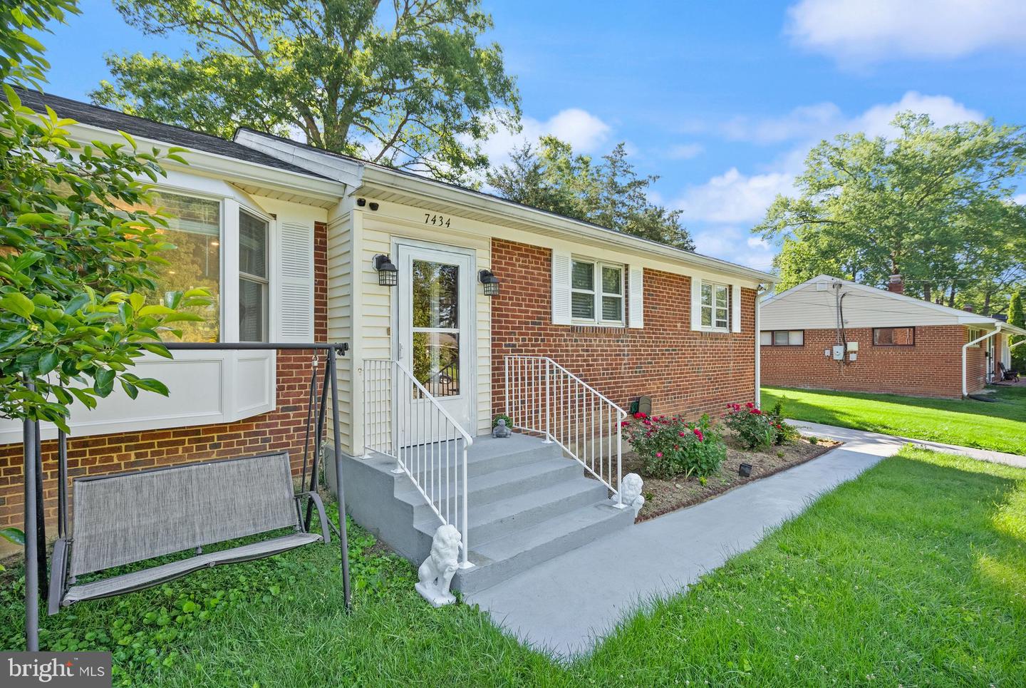 7434 DICKENSON ST, SPRINGFIELD, Virginia 22150, 4 Bedrooms Bedrooms, ,2 BathroomsBathrooms,Residential,For sale,7434 DICKENSON ST,VAFX2242598 MLS # VAFX2242598
