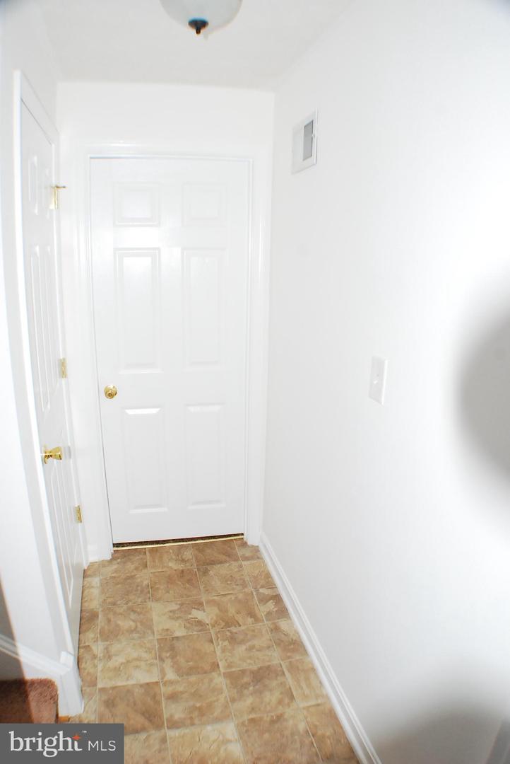 548 STONEWALL ST, STRASBURG, Virginia 22657, 4 Bedrooms Bedrooms, ,2 BathroomsBathrooms,Residential,For sale,548 STONEWALL ST,VASH2011540 MLS # VASH2011540