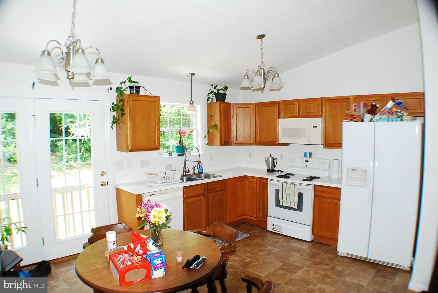 548 STONEWALL ST, STRASBURG, Virginia 22657, 4 Bedrooms Bedrooms, ,2 BathroomsBathrooms,Residential,For sale,548 STONEWALL ST,VASH2011540 MLS # VASH2011540